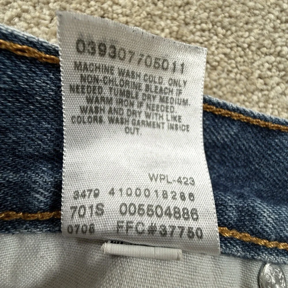 Levi's 550 Mens 42x32 Relaxed‎ Fit Medium Wash Blue Denim Jeans